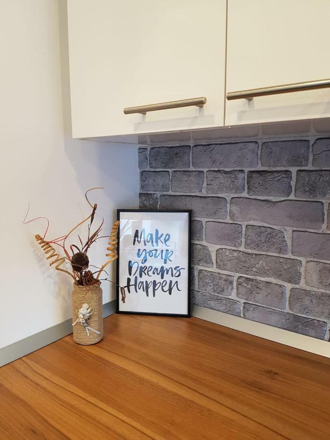Apartman Elana ชิเบนิก ภายนอก รูปภาพ